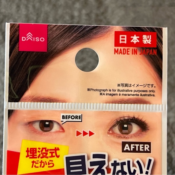 Daiso Japan Eye Eyelid Tape Sticker Double Sided Type Slim Clear 130 pcs Beauty - Picture 3 of 8